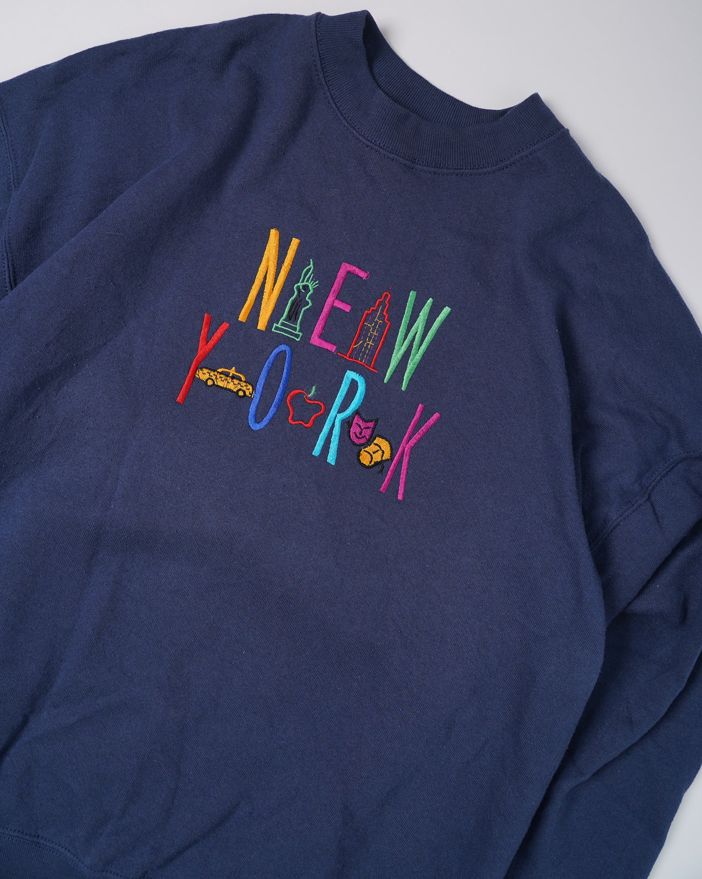 90s NEW YORK EMBROIDERED SWEATSHIRT - XL